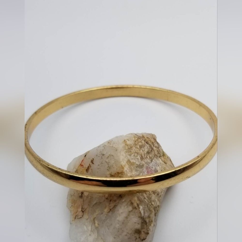 Everyday classic gold tone latest style bangle‎ unisex